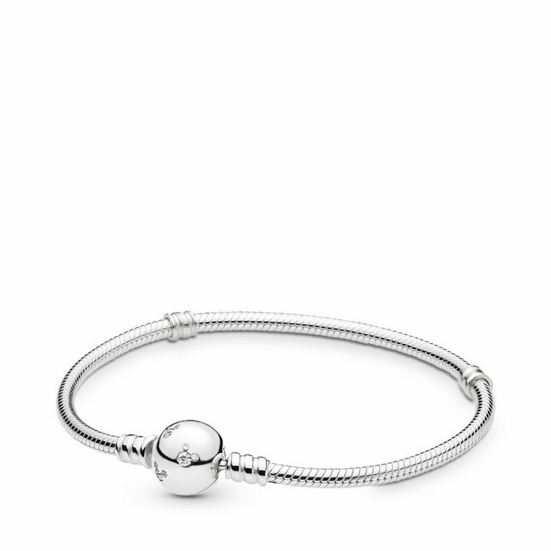 Pandora Disney Moments Sparkling Mickey Mouse & Snake Chain Bracelet Silver Egypt YC0281764